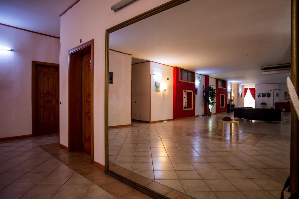 Hotel Residence Lupiae レッチェ エクステリア 写真