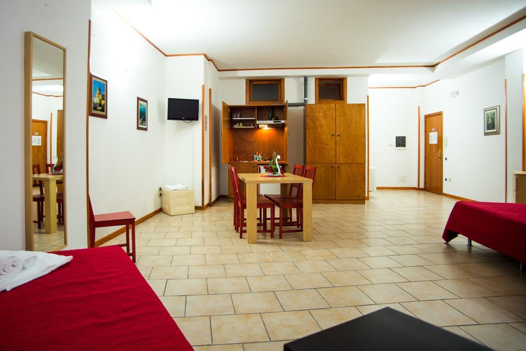 Hotel Residence Lupiae レッチェ エクステリア 写真