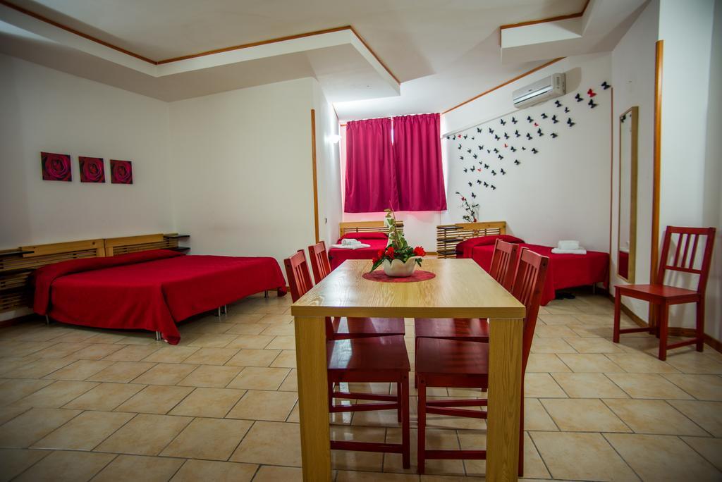 Hotel Residence Lupiae レッチェ エクステリア 写真