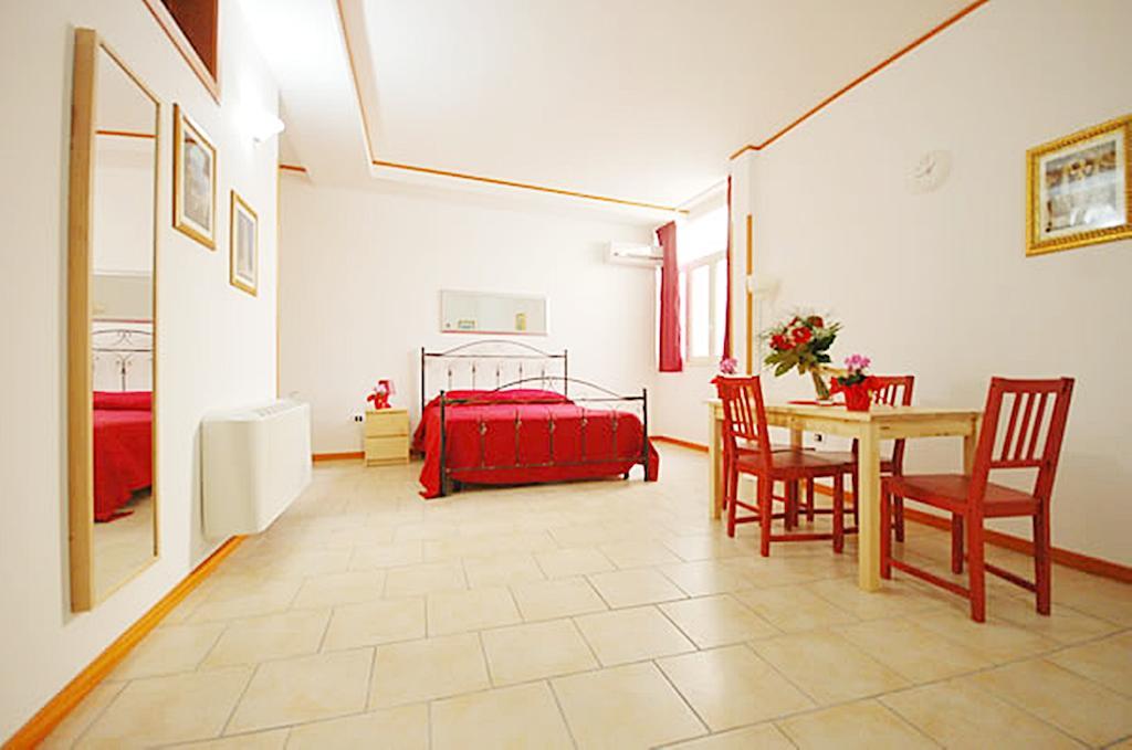 Hotel Residence Lupiae レッチェ エクステリア 写真